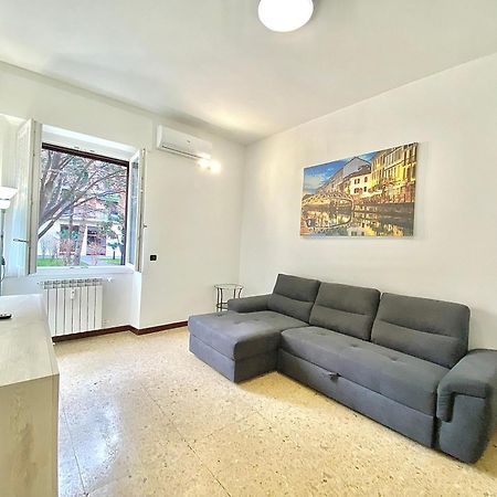 Navigli Style, Tra Metropolitana Famagosta, Comfort E Modernita Apartment Milan Luaran gambar